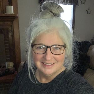 Meet your Posher, Diane